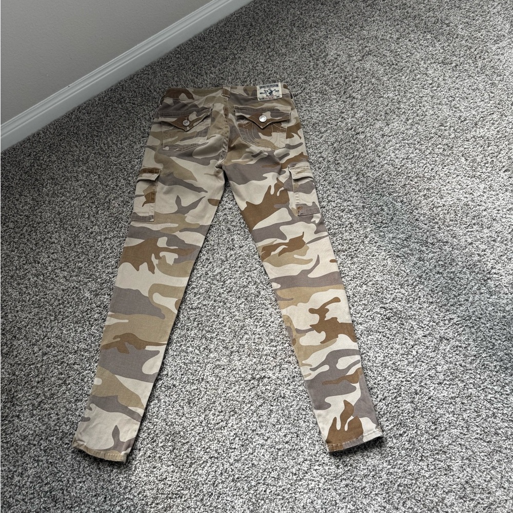 True Religion Women’s Camo Cargo Pants Size 27 Skinny Utility Zipper Hem
